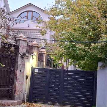 Затишна 2-х квартира в унікальному малоквартирному будинку в Аркадії із газом!
