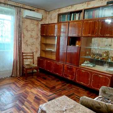 Здам 2кв.Дніпровський р-н,6500грв