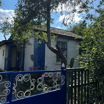 Здам недорого у довгострокову оренду житло у центрі Решетилівки