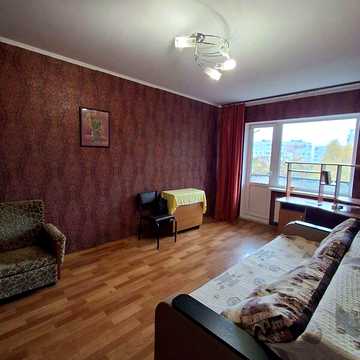 Довгострокова оренда 1к Квартира Зенітного полку (Некрасова) вулиця