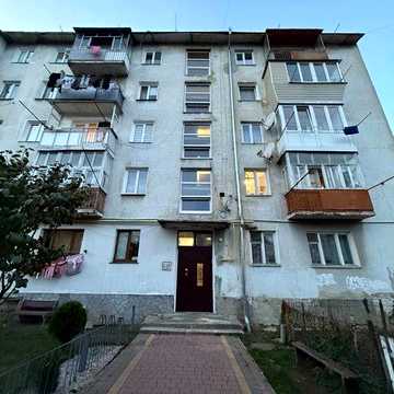 Продаж 2-кімнатної квартири вул. Січових Стрільців