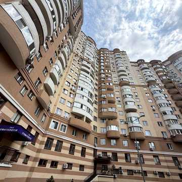 Продам 1 к квартиру 37м2, 3/21- поверх , квартира з документами!