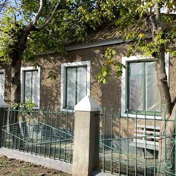 Продається будинок площею 119 кв м, присадибна ділянка 12 соток, район Болгарка