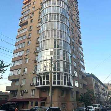 Центр. Сдам свою 2 ком квартиру, не агенство, без комиссии
