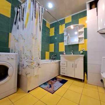 2 комнатная квартира , центр