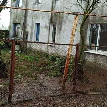Здам будинок в селищі Дубове не далеко від Красино 25 хвилин від міста, з усіма зручностями є інтернет.