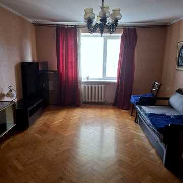 Аренда 2х ком кв-ры ул.Нищинского р-он Водного Универа