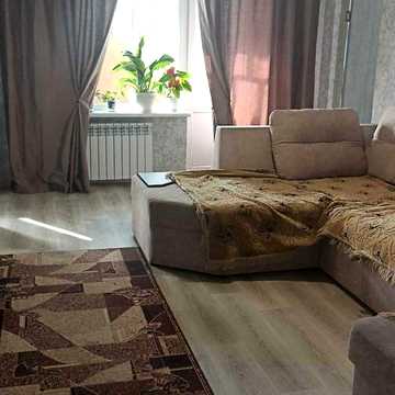 4-кімнатна квартира в районі Чорного АТБ