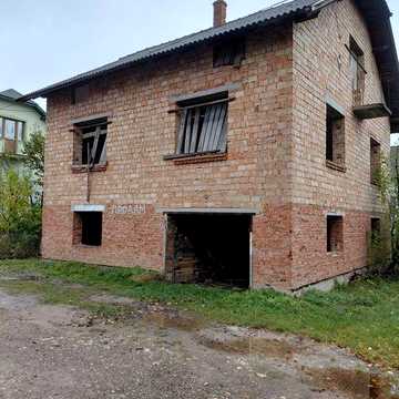 будинок на вул.Шухевича 30