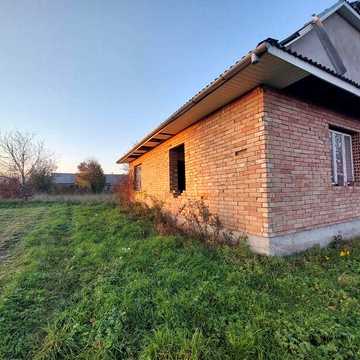 Продається незавершине будівництво