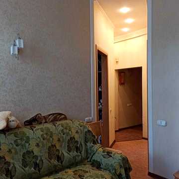 Продам квартиру у центрі міста, 35м2, ремонт, меблі, автономне опалення, власник