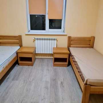 Здається кімната в двоповерховому будинку