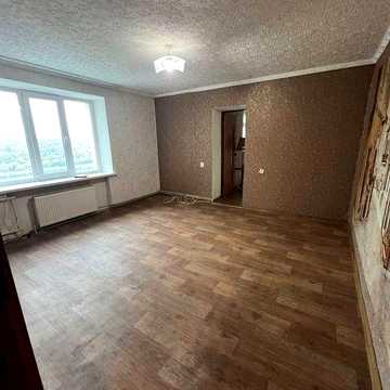 Продам зручну 2 кімнатну квартиру в центрі