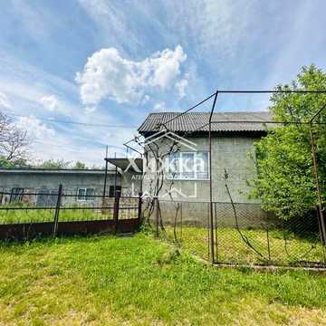 Продається будинок у смт. Вишково