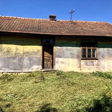 Продається будинок в с. Молодинче, Стрийського р-ну, біля м. Ходорів.
