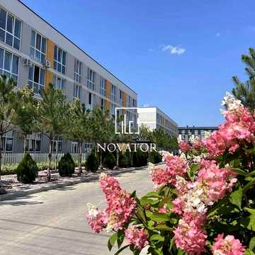 Квартира в Святопетрівському