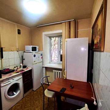 Аренда 1к. квартиры. Нагорка, пр. Яворницкого, памятник Славы