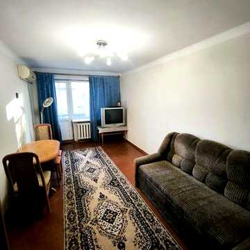 Продаж 1-кімнатної квартири в центрі Полтави | Район ТЦ «Конкорд»