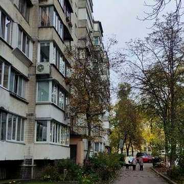 Здається 2-х кім. квартира. Біличі, Ушакова 10 (метро Академмістечко-Житомирська).