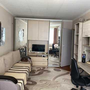 Продам 1км квартиру за адресою 1-18-8