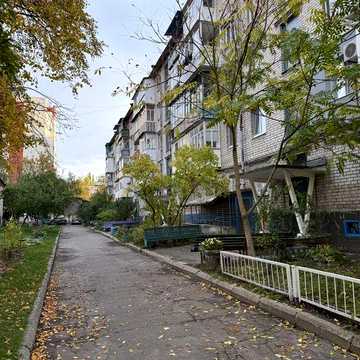 Продаж 3-кімнатної в Центрі, район Пологового будинку ЖК Левка Лукʼяненка (Горького)