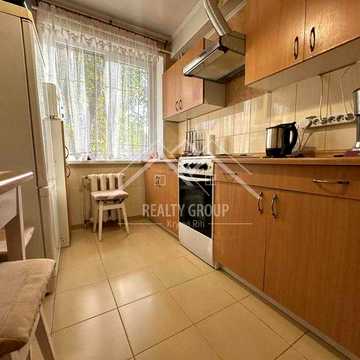 Продаж 2-х ком. квартири з ремонтом пр. Миру (автономне опалення)