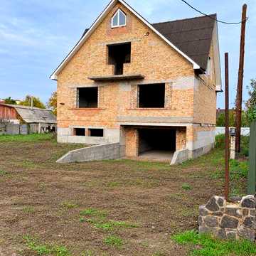 Продам будинок в центре міста