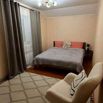Довготривала оренда дачі з чаном на березі Дністра