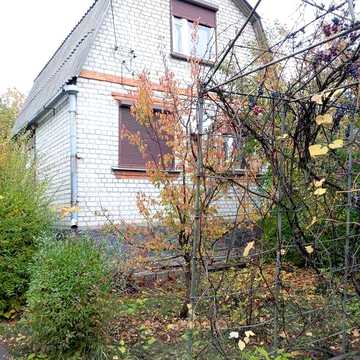 Добротный кирпичный дом в городе Люботин