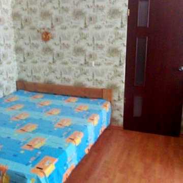 Сдам довгостроково свою 2х кімнат. квартиру  вул.Корабельна