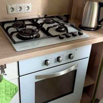 2к квартира, на Левка Лукʼяненка з ремонтом