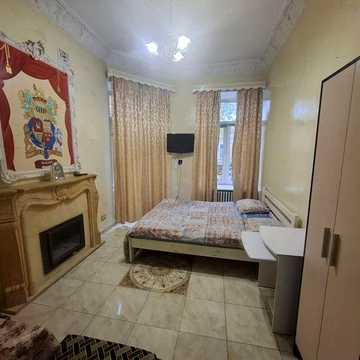 Здам 2-х комн.в Приморском Р-не центр Червоний провулок/Буніна