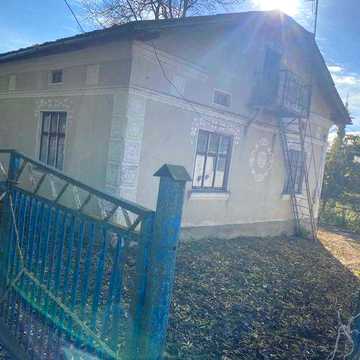 Житловий будинок у селі Велика Плавуча Тернопільського району