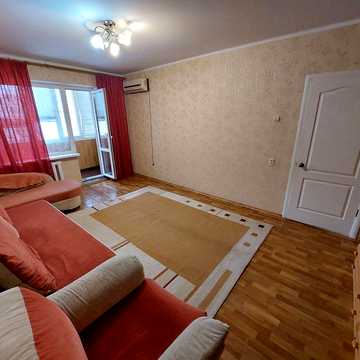 Аренда 1 комнатная квартира Намыв район Таврия В и Ривьера рядом река пляж парк Лески с озером Оренда 1 кімнатної квартири в Миколаєві Газова плита