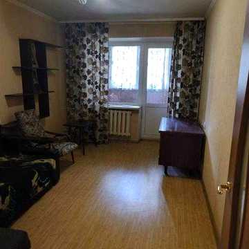 Продам бюджетную 2 ком. квартиру на ХТЗ.