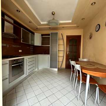 None 110000.0 USD
