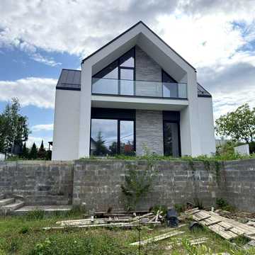 Продаж сучасного котеджа