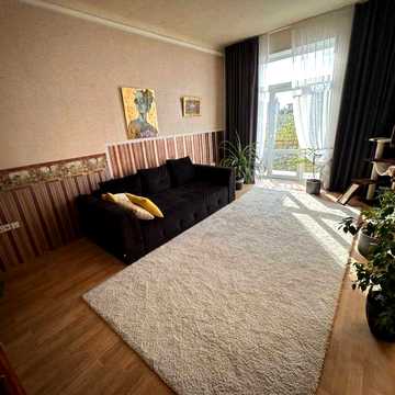 Продаж 3к квартири в Центрі Грушевського Сталінка
