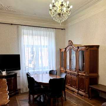 Світло 24/7, метро Шулявська 5хв. , 2-кім квартира. Газова колонка та плита. Без%