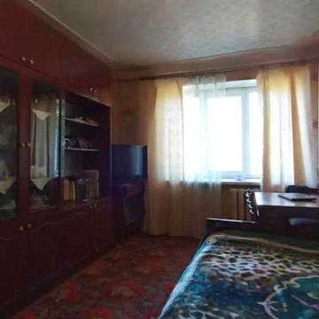 Продам 2- комнатную  квартиру на Одесской.