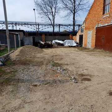 Продам приміщення склад сільсько-господарських запчастин.