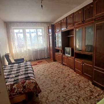 Продам 2 кімнатну квартиру на Жадова