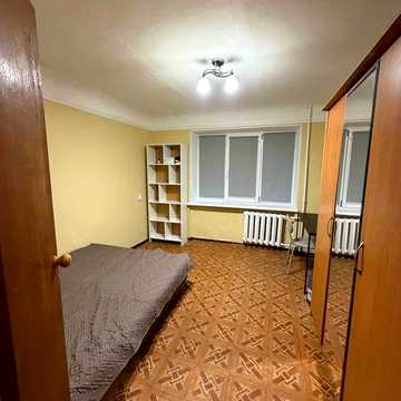 Сдам гостинку 4500 грн/мес. со своим санузлом и кухней