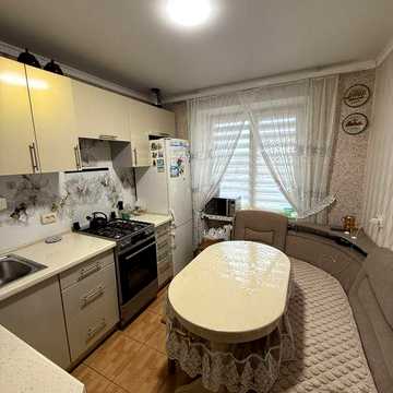 Оренда 1 кім.кв. ремонт, меблі, техніка. Центр міста