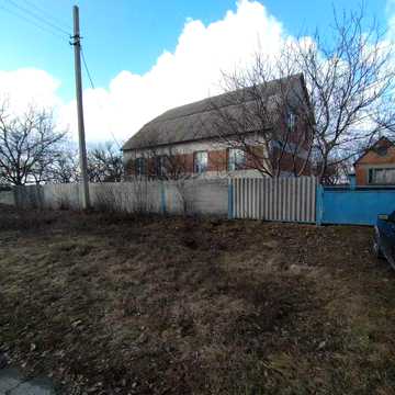Продам 1/2 дома с земельным участком в с. Петрашёвка Полтавский р-н