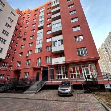 Продаж зданої 3-кім квартири по вул Під Голоском Кругла