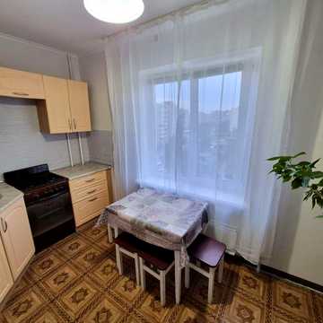 Оренда 3к.кв. по вул. Автозаводська