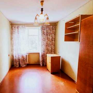 Продам  квартиру. Вулиця Л.Українки