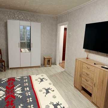 Сдам 1 ком на ул Заболотного 30/Крымский.Рядом Сити Центр,рынок,хорошая транспортная развязка.