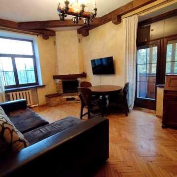 Продається 3-кімнатна квартира, біля метро, Шевченківський район